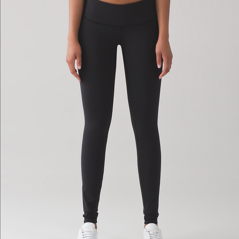 Lululemon Wunder Unders - Picture 2 of 5